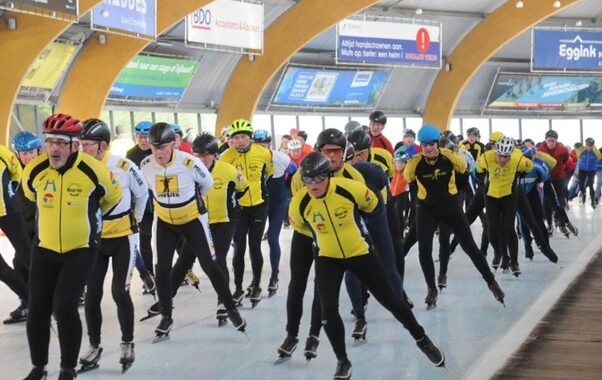 Schaatsclub Mooie Nel heeft een succesvolle LLTT georganiseerd voor huifbedkarrijden